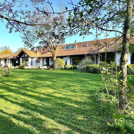 Bed and Breakfast Un Matin De Mai Verlincthun Esterno foto